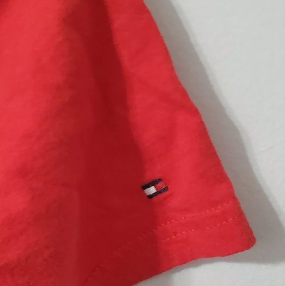 Boys Tommy Hilfiger Red White Blue Graphic Tee Shirt Size Medium boys 12/14 - Picture 2 of 4